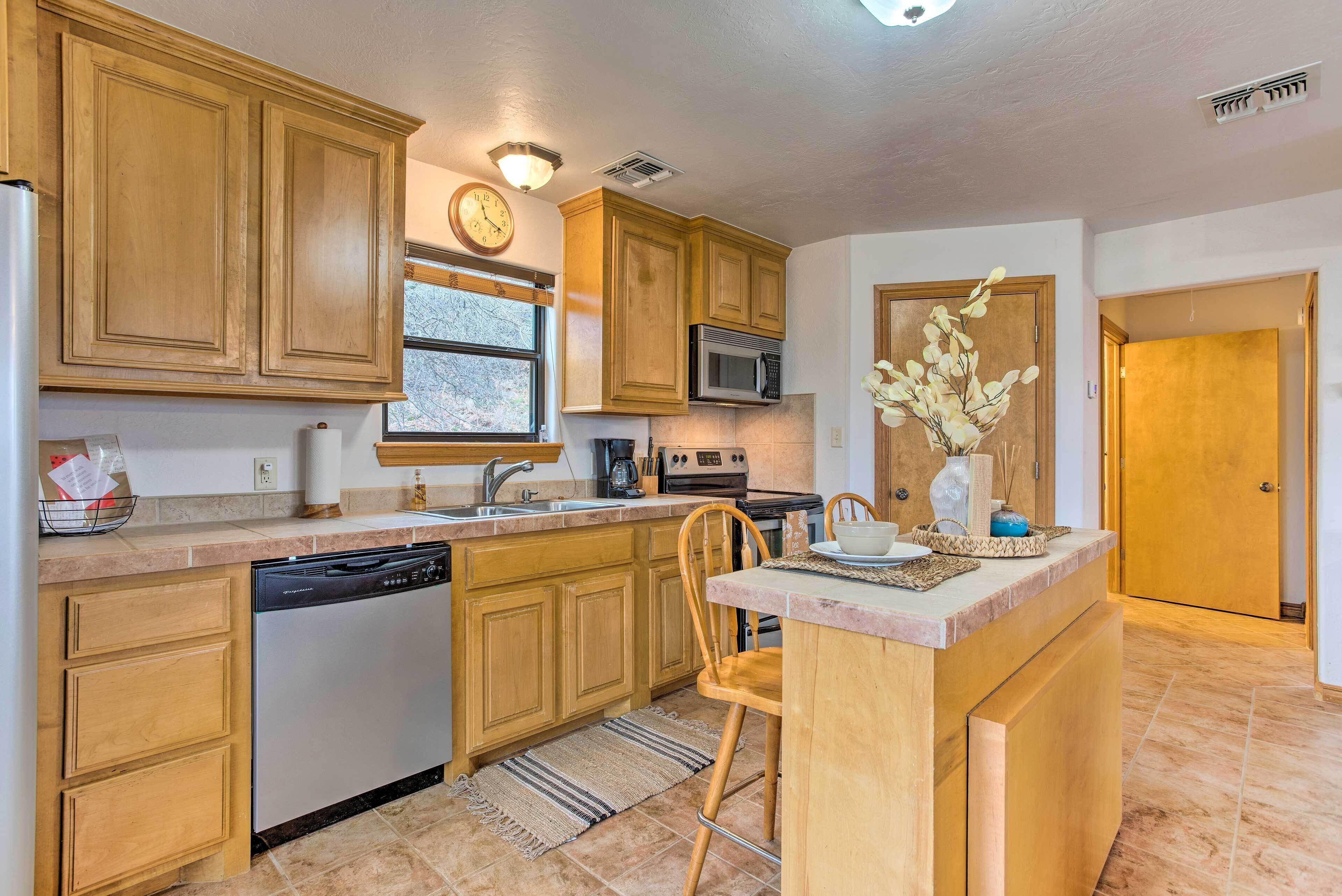 House (2 Bedrooms) | Interior