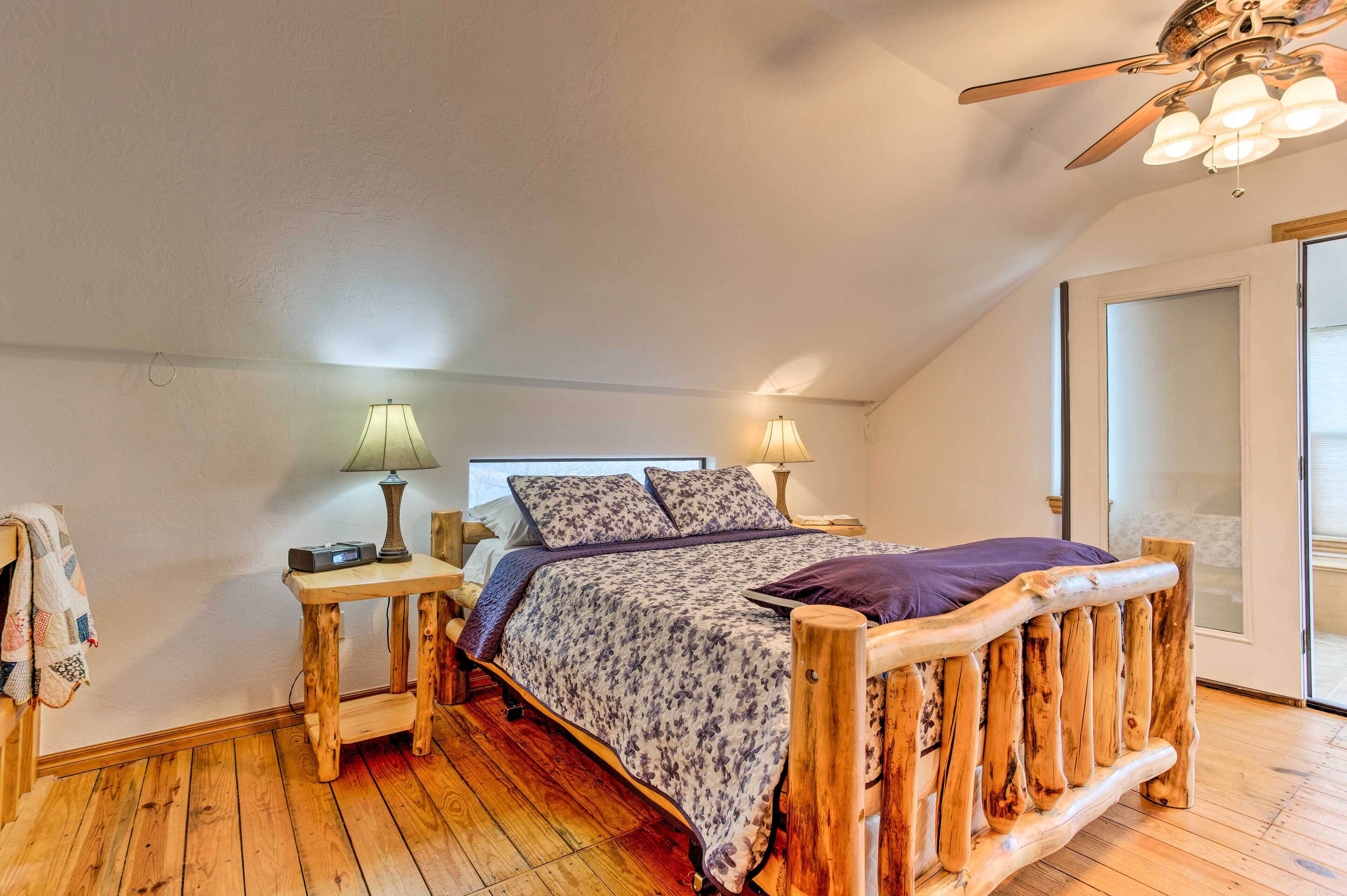 House (2 Bedrooms) | Interior