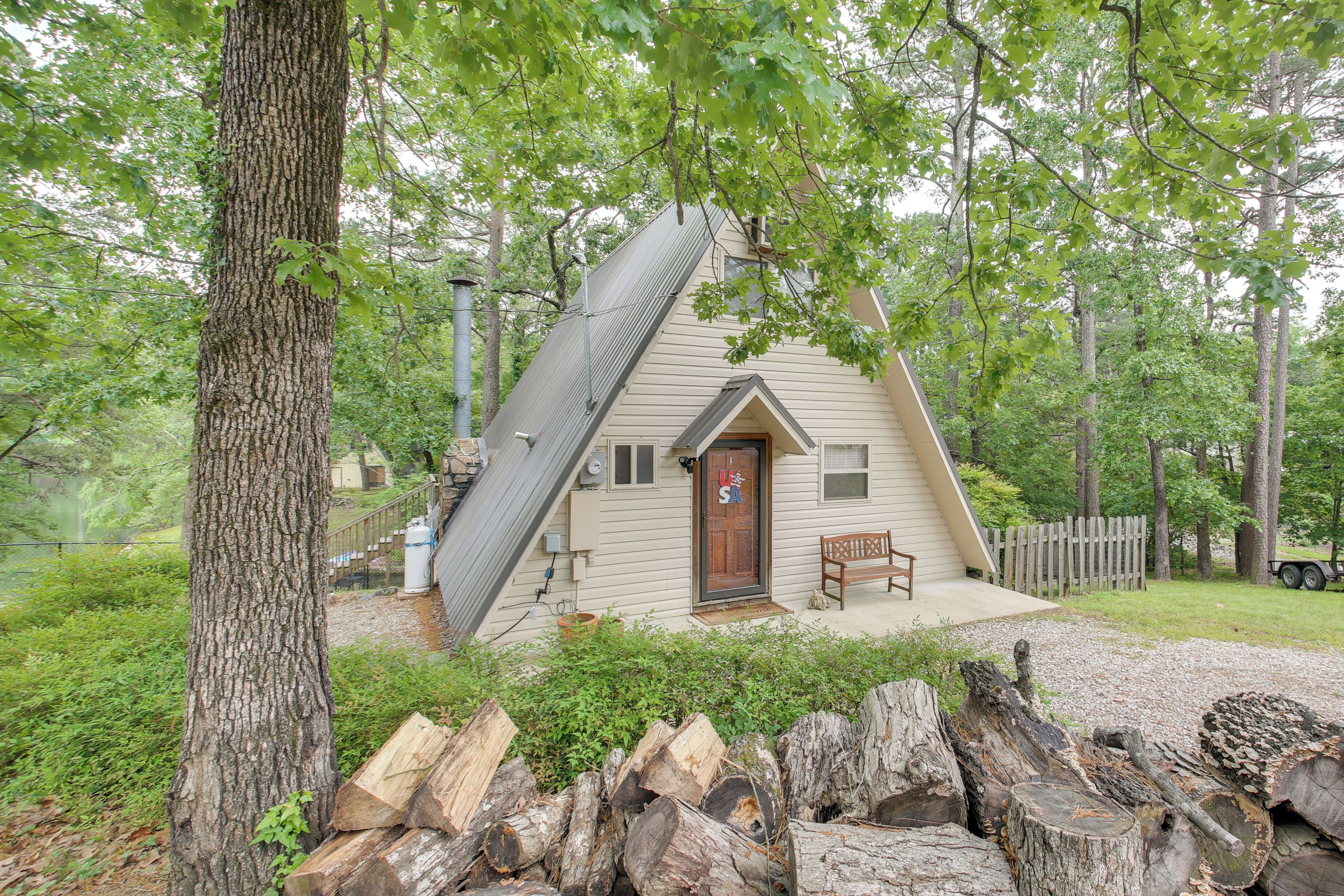 House (2 Bedrooms) | Interior