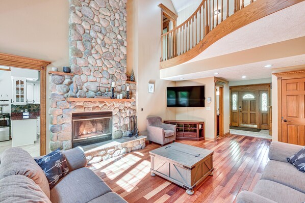 House (Multiple Bedrooms) | Interior - Huge Family Home w/ Pool - 13 Mi to Lake Michigan! (La Porte)