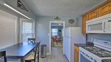 House (2 Bedrooms) | Bahagian dalam