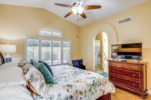 Interior - 2 Mi to Westworld: Scottsdale Home w/ Heated Pool (Scottsdale)