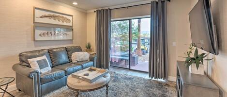 Apartment (2 Bedrooms) | Front of property
