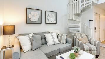 Apartment (2 Bedrooms) | Bahagian dalam