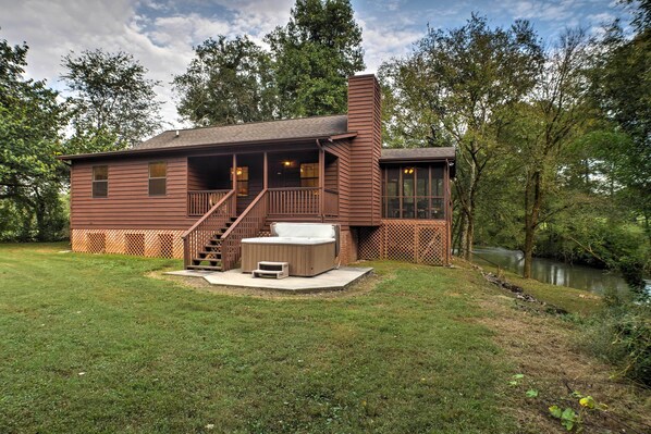 House (2 Bedrooms) | Front of property