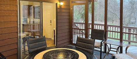 Hus (2 Bedrooms) | Interiör