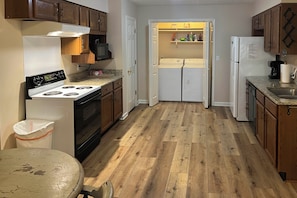 House (2 Bedrooms) | Interior - Creekfront Cabin Near Chattanooga w/ Hot Tub! (Ooltewah)