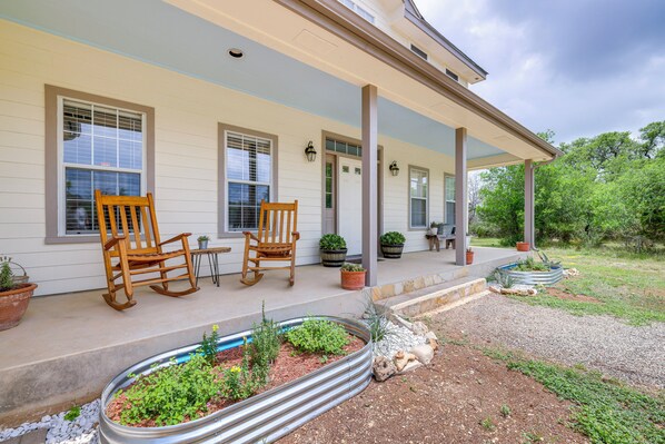House (4 Bedrooms) | Interior - 'fox Ridge Farmhouse' - Hill Country Getaway! (San Marcos)