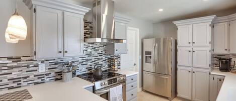 House (3 Bedrooms) | Interior