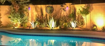 Elegant Peoria Home: Pool, Putting Green, Fire Pit