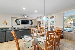 Hus (2 Bedrooms) | Interiör