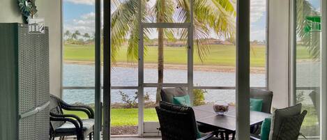 Villa (2 Bedrooms) | Outdoor dining