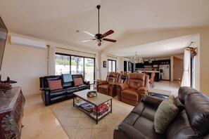 Casa (3 Bedrooms) | Interior