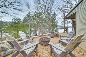 House (4 Bedrooms) | Interior - 'waters Edge': Home on Shore of Beaver Lake! (Garfield)