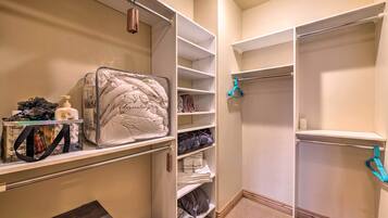 Apartment (4 Bedrooms) | Interior