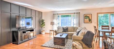 House (3 Bedrooms) | Interior