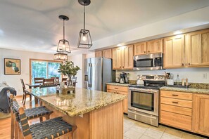 House (3 Bedrooms) | Interior - Upscale Family Cottage < 1 Mi to Higgins Lake (Roscommon)