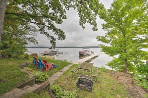 House (4 Bedrooms) | Interior - Spacious Lakehouse w/ Deck, Kayaks, & Dock! (Cambridge)