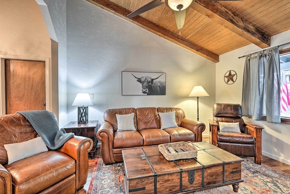 House (3 Bedrooms) | Interior
