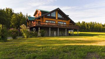 House (5 Bedrooms) | Front of property