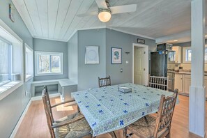 Cottage (3 Bedrooms) | Interior