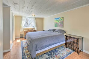 Cottage (3 Bedrooms) | Interior - Lakefront Retreat w/ Large Yard & Boat Dock! (Greensboro)