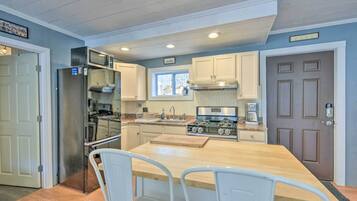 Cottage (3 Bedrooms) | Interior