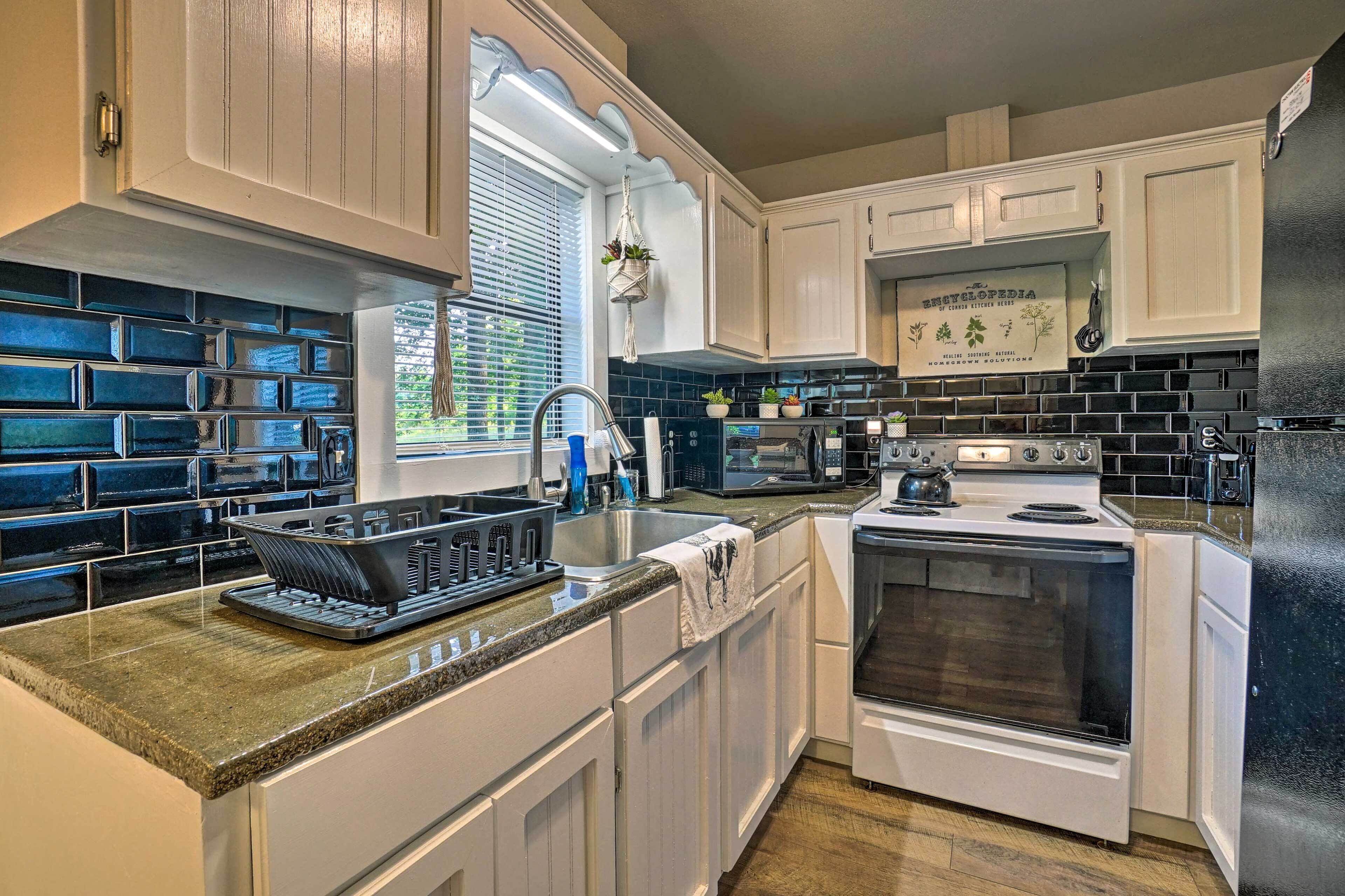 House (2 Bedrooms) | Interior