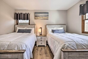 Interior - Modern East Stroudsburg Home w/ Pool + Fire Pit (East Stroudsburg)