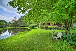 Property grounds - Serene Smoky Mountain Home w/ Grill & Patio! (Topton)