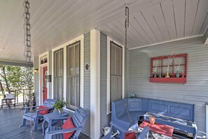 House (3 Bedrooms) | Interior - Charming Gulfport Getaway Only 3 Blocks to Beach! (Gulfport)