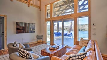 Cottage (2 Bedrooms) | Interior