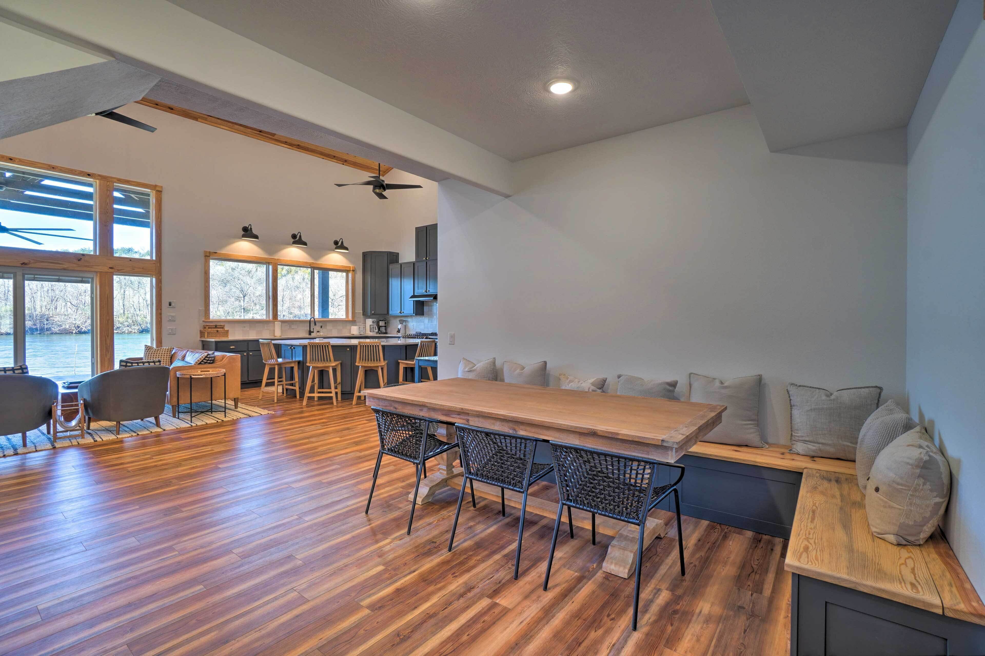 Cottage (2 Bedrooms) | Interior