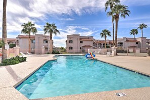 Interior - Extended AZ Getaway w/ Community Amenities! (Peoria)