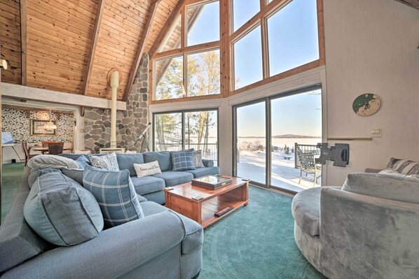 Cottage (4 Bedrooms) | Living area | TV, fireplace - Dreamy Lake Skegemog Retreat: Boat, Ski & Sip! (Williamsburg)