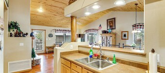 Hike, Fish & Enjoy Pond On-site: Bison Ranch Cabin