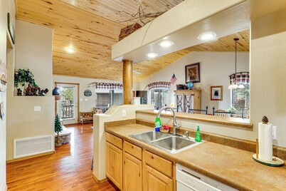 Hike, Fish & Enjoy Pond On-site: Bison Ranch Cabin