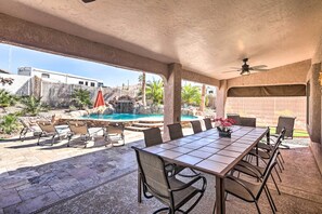 Interior - Heated Pool & Game Room: Lake Havasu Retreat (Lake Havasu City)