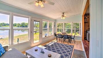Cottage (3 Bedrooms) | Interior