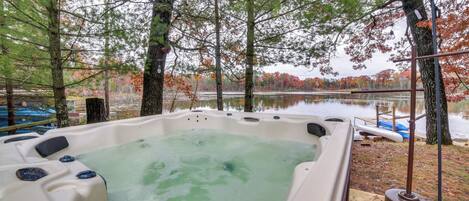 Cottage (3 Bedrooms) | Front of property