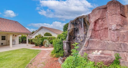 3 Mi to Lake Powell: Home w/ Patio & Waterfall