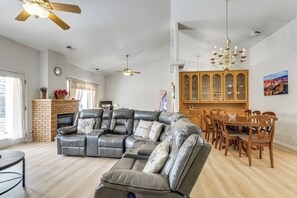 House (3 Bedrooms) | Interior