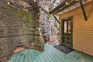 Cottage (1 Bedroom) | Interior - Cozy Eureka Springs Cottage, Walk to Dtwn! (Eureka Springs)