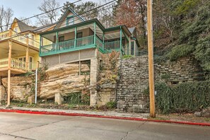 Cottage (1 Bedroom) | Interior - Cozy Eureka Springs Cottage, Walk to Dtwn! (Eureka Springs)