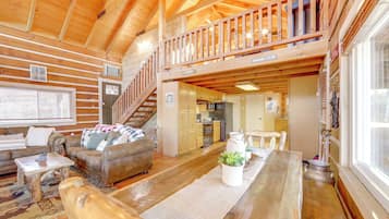 House (1 Bedroom) | Interior