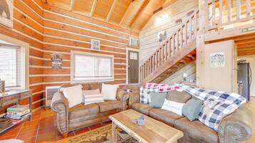 House (1 Bedroom) | Interior