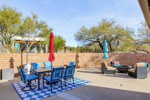 Interior - Walkable Tucson Retreat w/ Pool + Fire Pit! (Tucson)