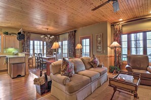 Televisie en een open haard