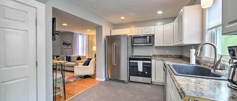 House (4 Bedrooms) | Interior