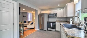 Morgantown Home w/ Deck ~ 2 Mi to WV University!